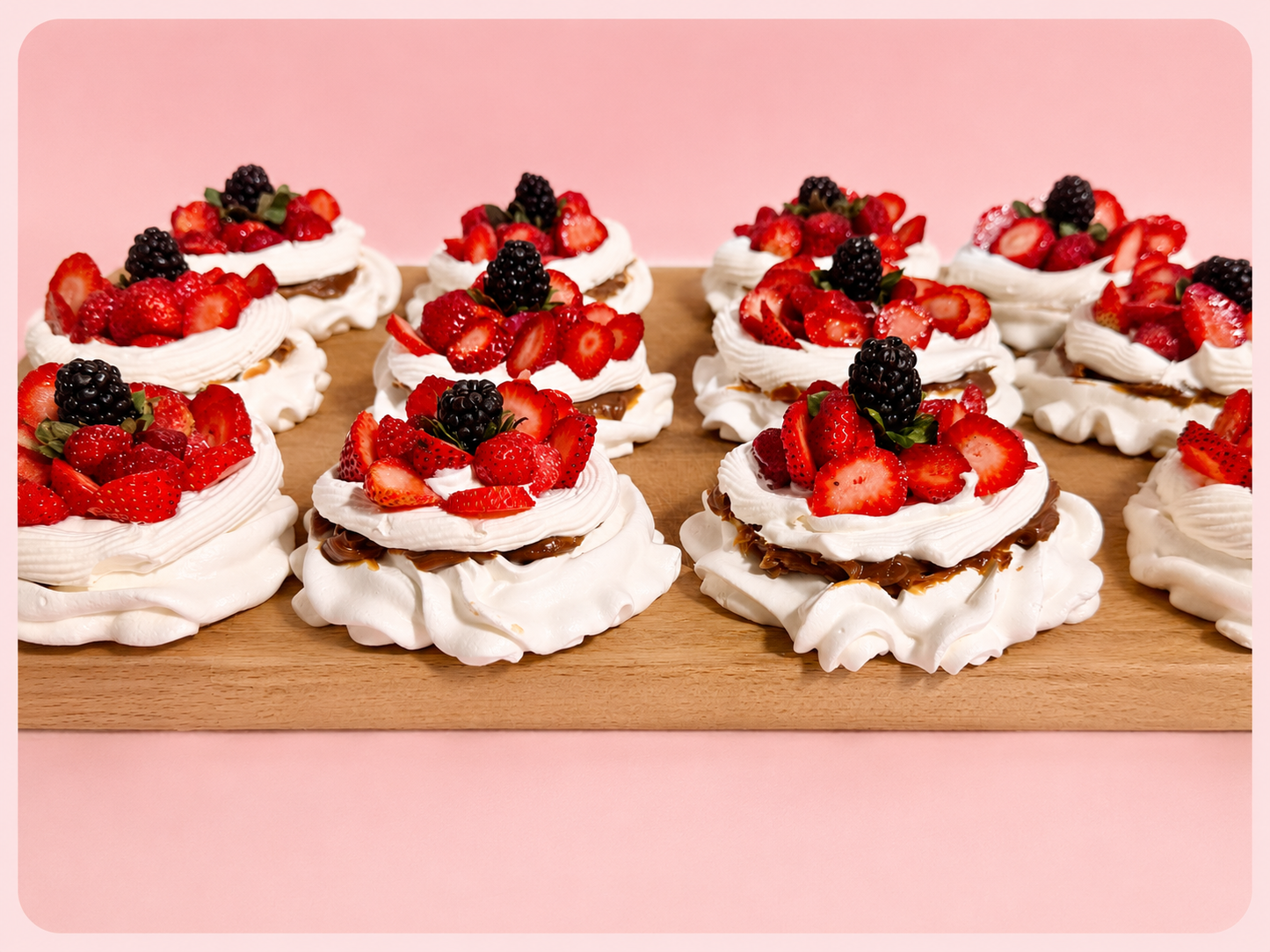 Pavlova Duo - Serves 2
